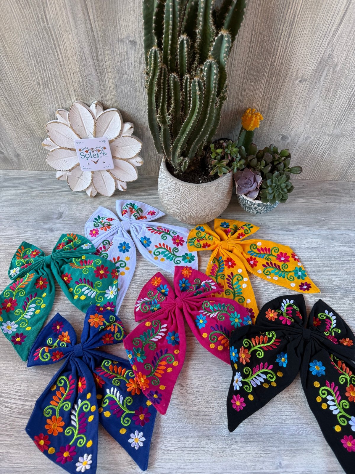 Moño Mexicano Bordado - Solei Store