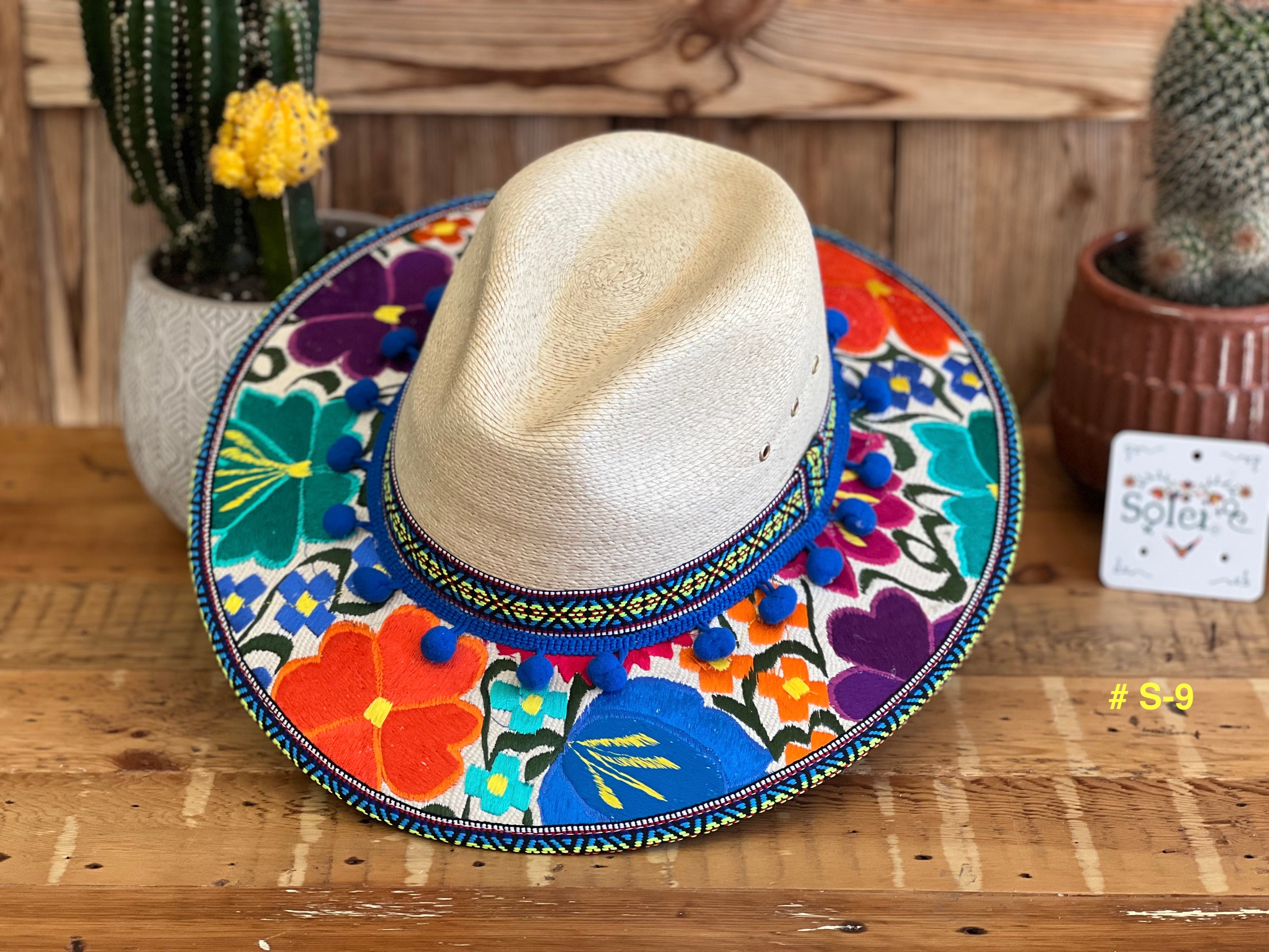 Sombrero de Palma Bordado