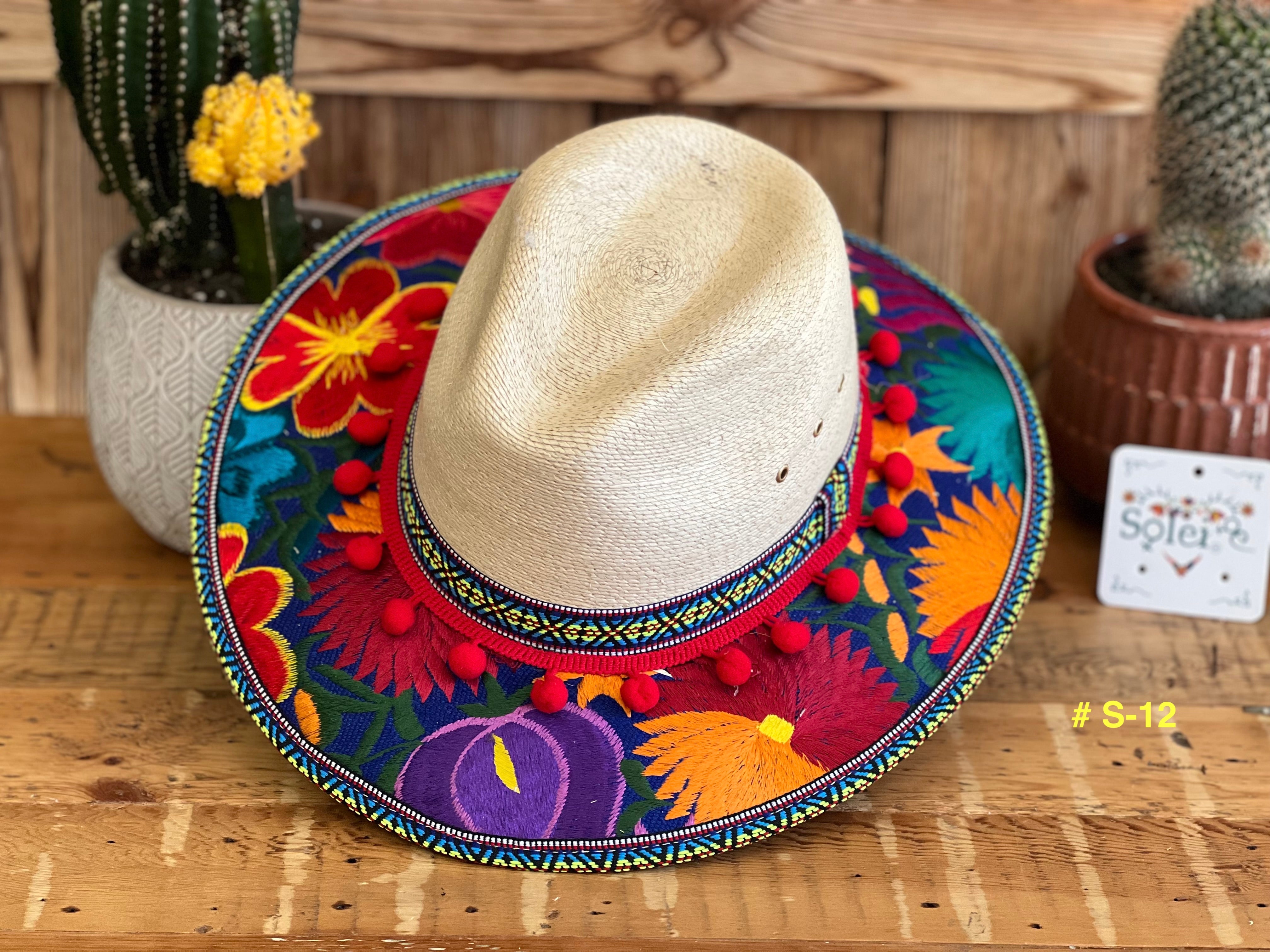 Sombrero de Palma Bordado