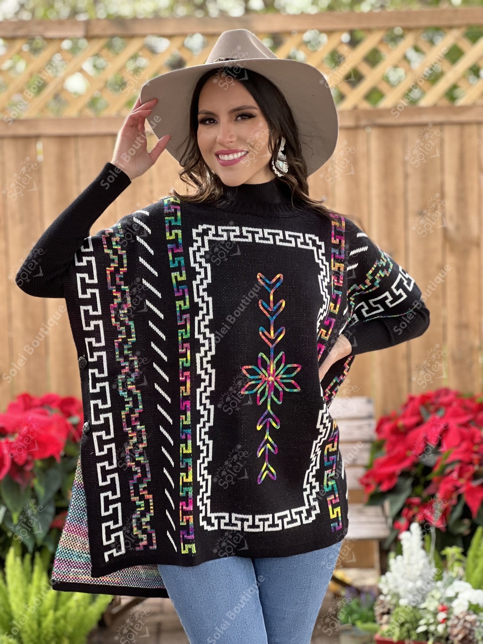Artisanal Mexican Knit Poncho. Ethnic Style Poncho. Gaban Grecia. - Solei Store
