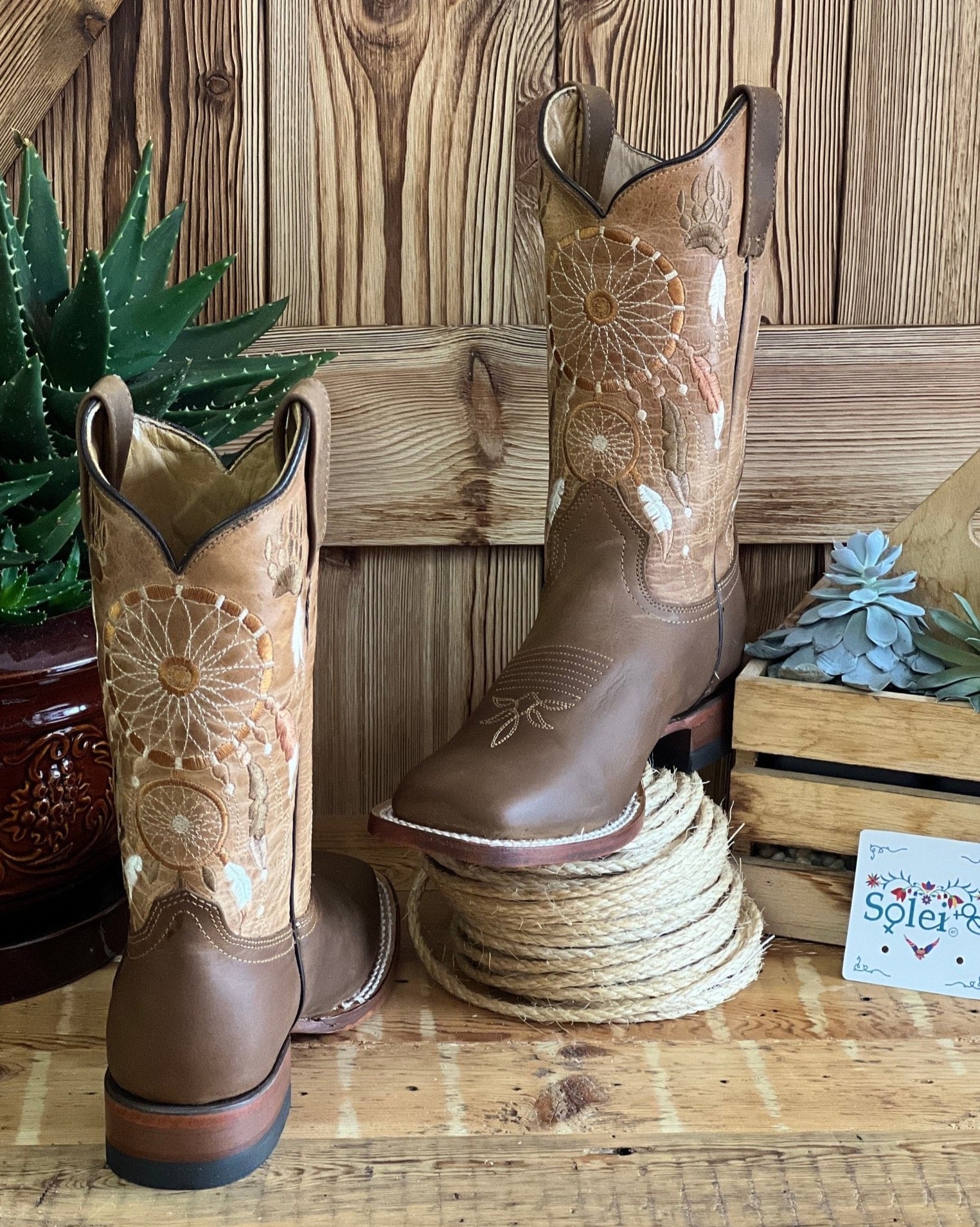 Artisanal Mexican Leather Embroidered Boots. Dreamcatcher Boots. - Solei Store