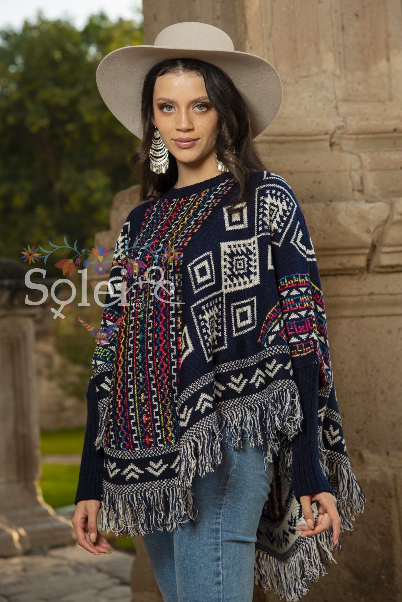 Artisanal Mexican Poncho. Capa Alejandra. - Solei Store