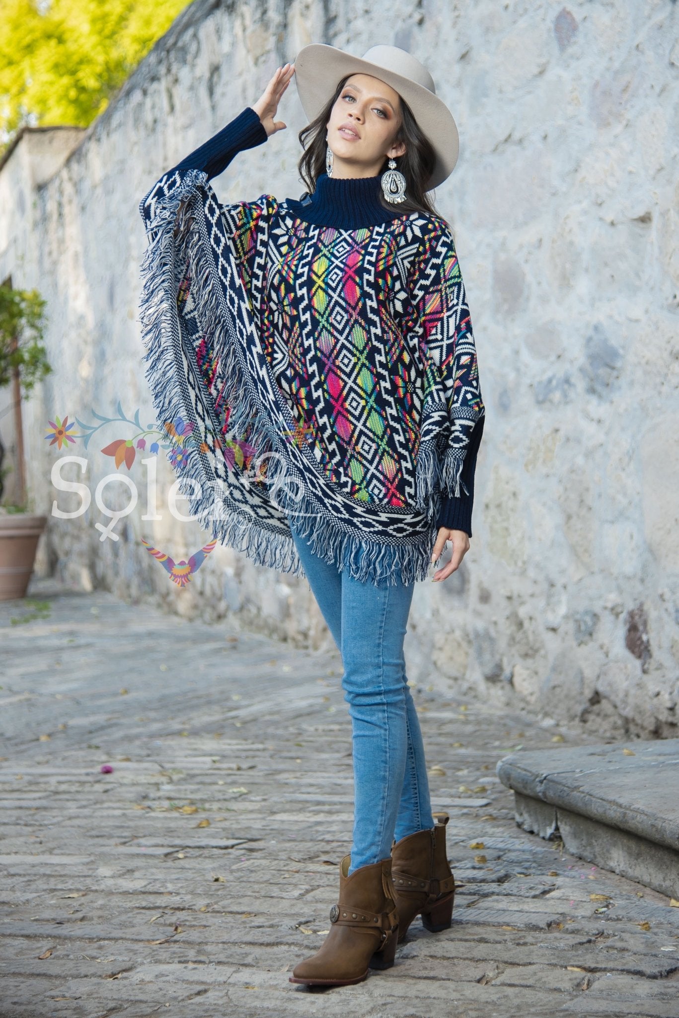 Artisanal Mexican Poncho. Capa Amanda. - Solei Store