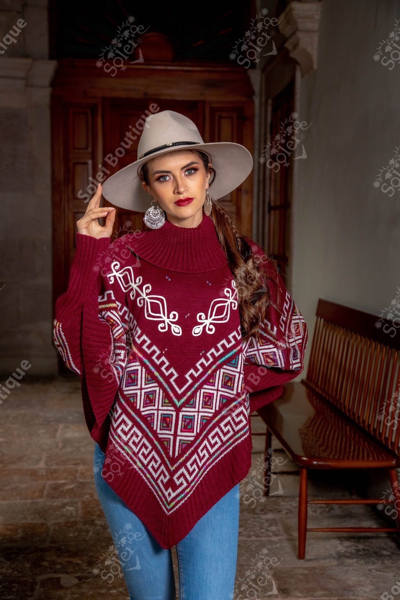 Artisanal Mexican Unisex Poncho. Capa Ruby. - Solei Store