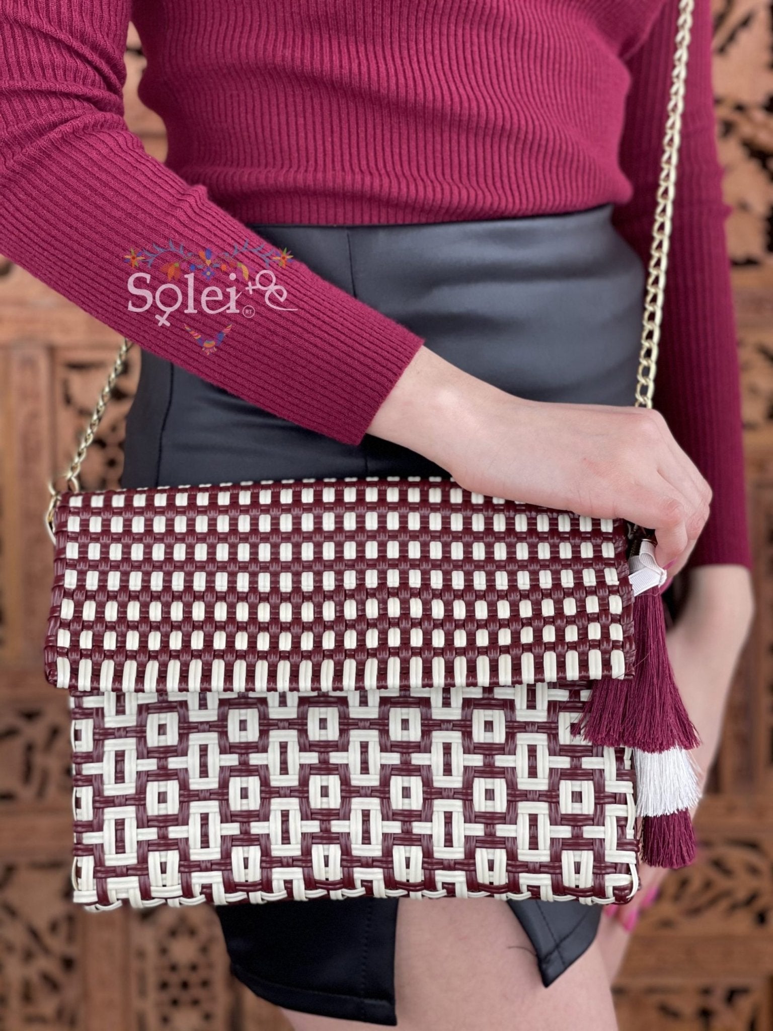 Bolso Ana flap closure bag steel strap crossbody - Solei Store