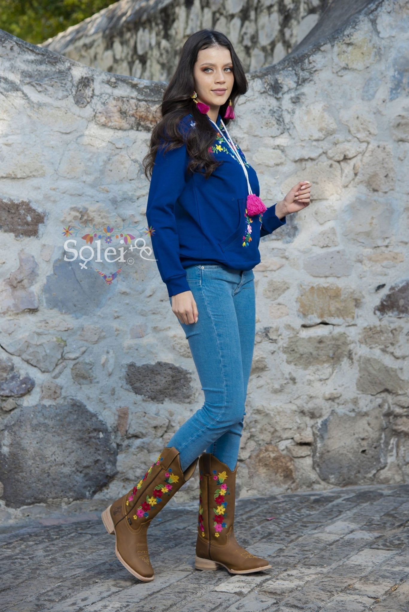 Brenda Hand embroidered floral Mexican design hoodie + Face mask included - Solei Store