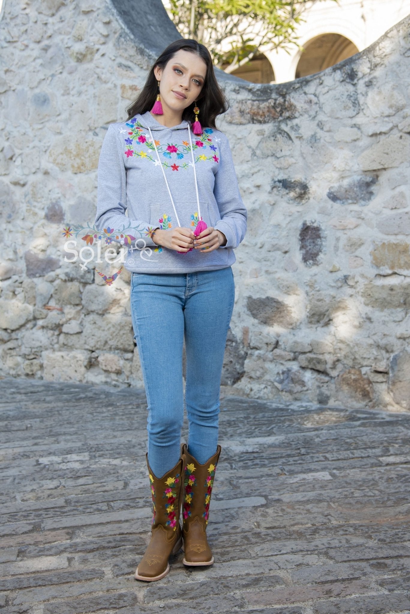 Brenda Hand embroidered floral Mexican design hoodie + Face mask included - Solei Store