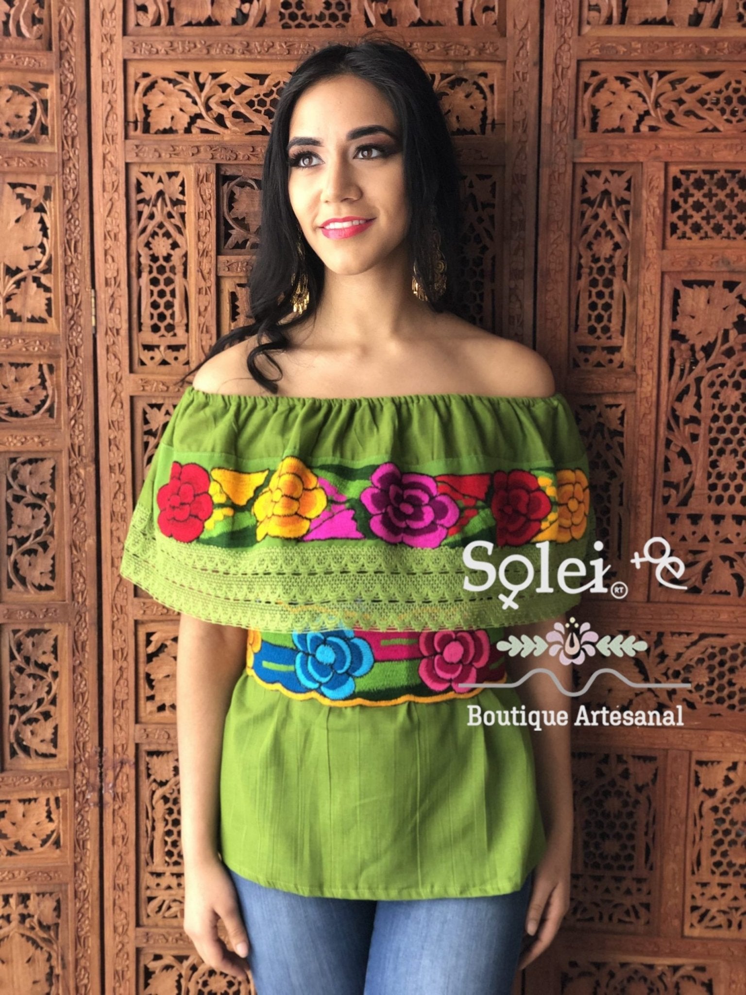 Campesina Zinacatan Fina Blouse Off Shoulder Peasant blouse and lace details, handmade embroidery of flowers - Solei Store