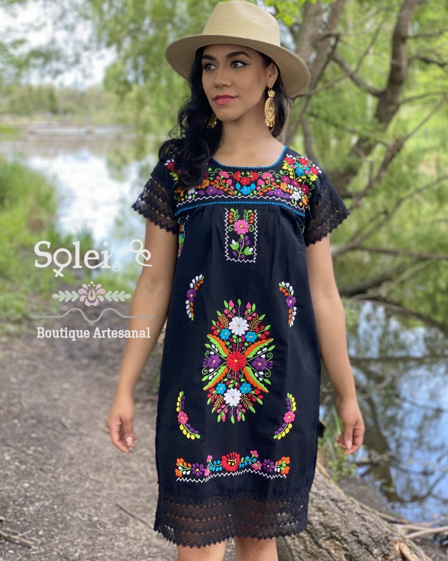 Colorful floral mexican dress. Floral Embroidered Mexican Dress with beautiful lace details on the sleeve and lower part of the skirt. - Solei Store