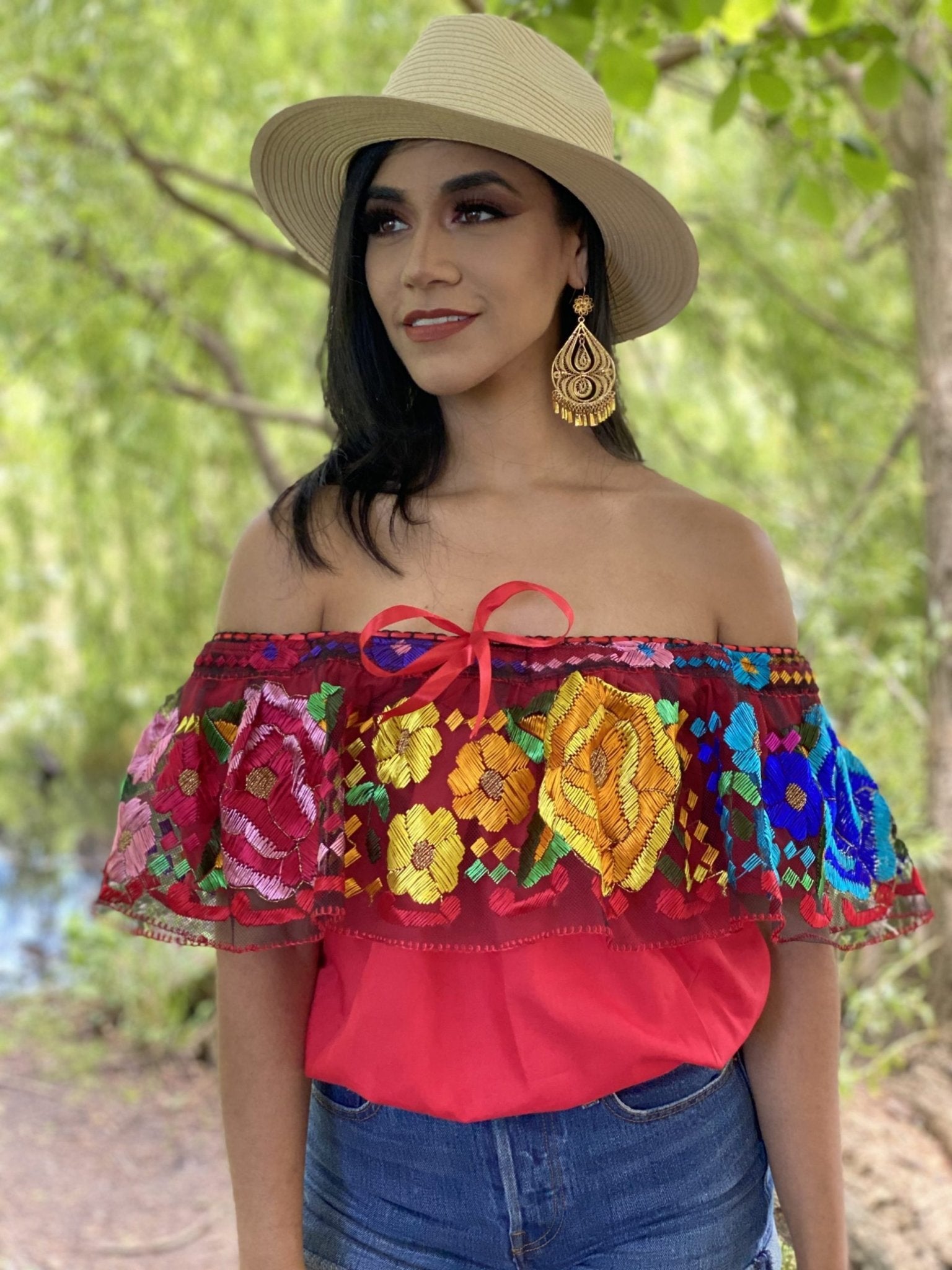 Crop Top Chiapaneco. Floral Embroidered Mexican Crop Top. - Solei Store
