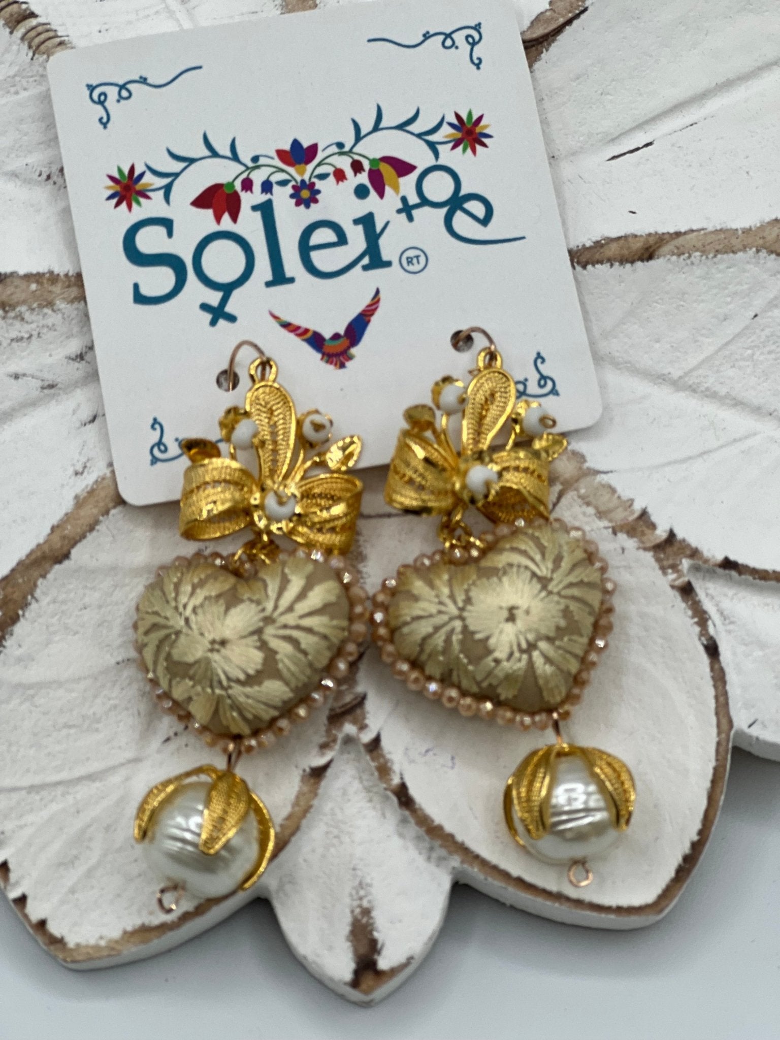 Elegant Mexican Filigree Heart Earrings. Filigree Corazon Bordado Earrings. - Solei Store