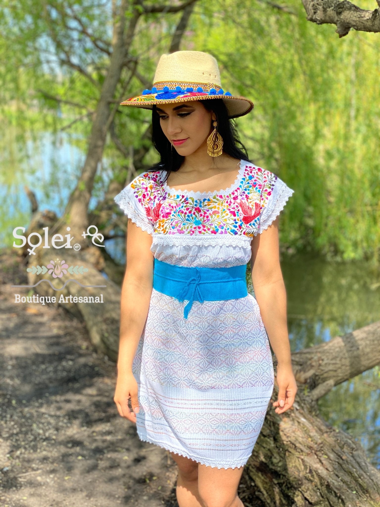 Embroidered Dress Made on a Loom. Hand Embroidered Dress. Vestido Mitla Corto - Solei Store