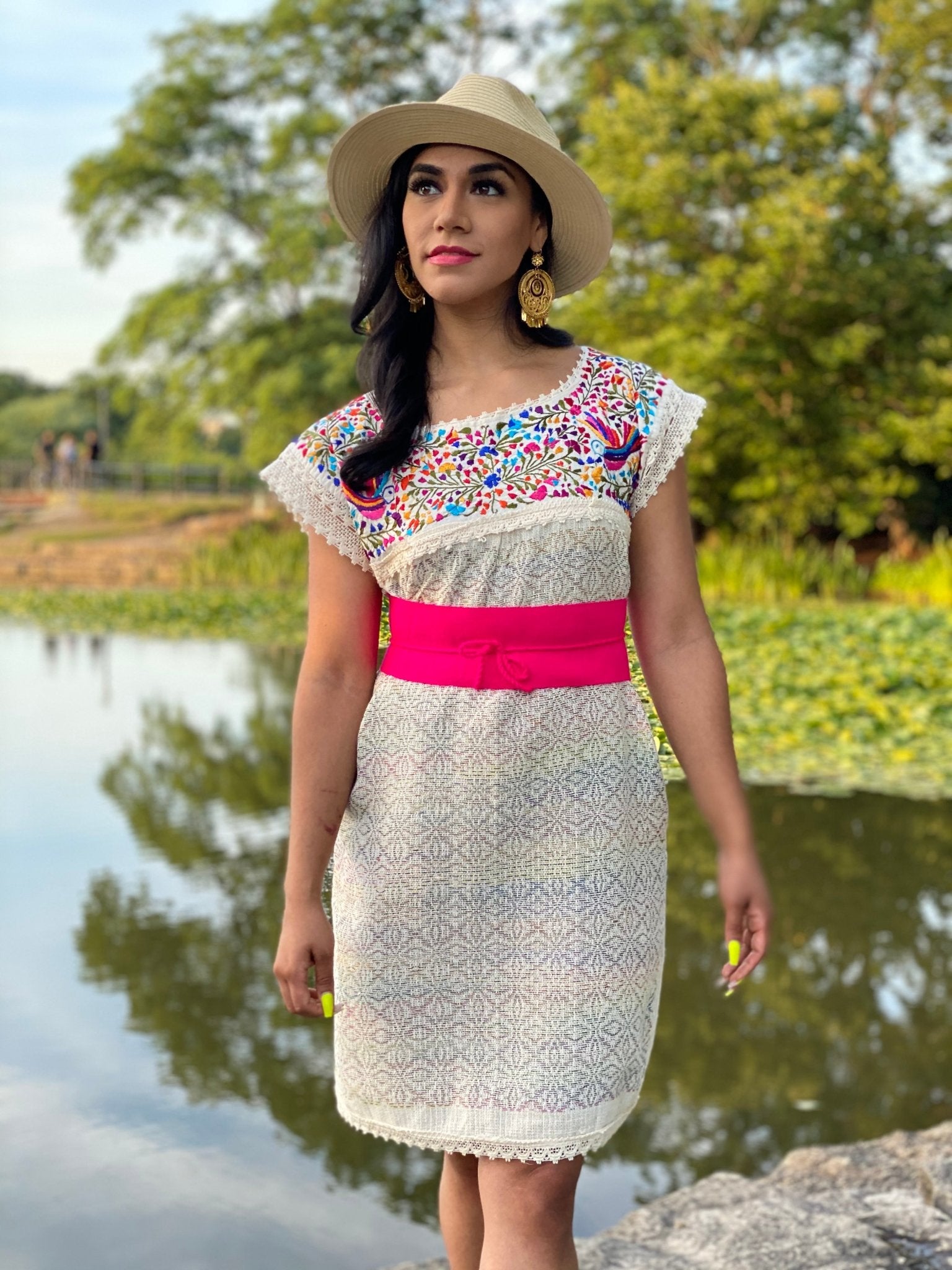 Embroidered Dress Made on a Loom. Hand Embroidered Dress. Vestido Mitla Corto - Solei Store