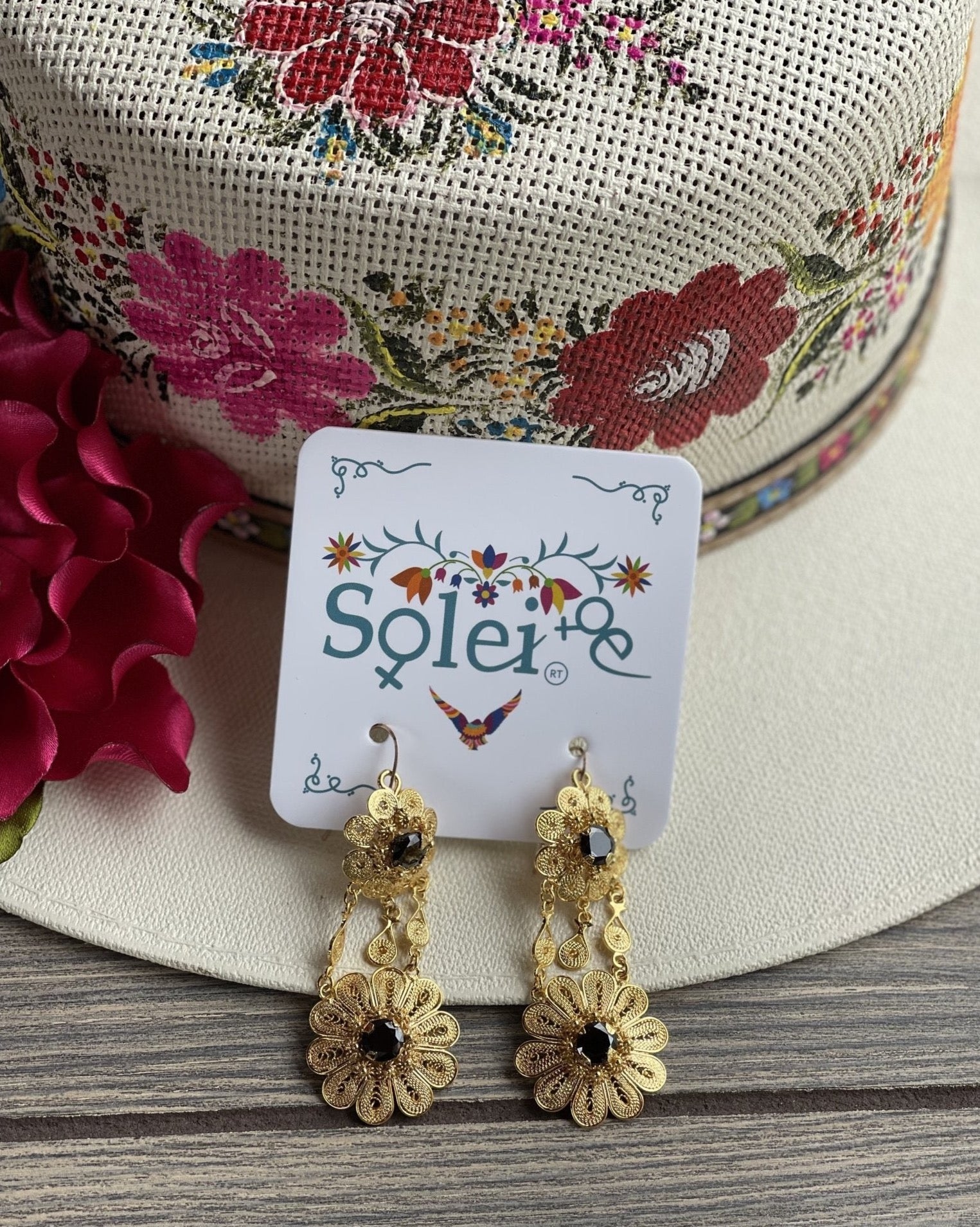 Floral Filigree Earrings with Zirconia - Solei Store