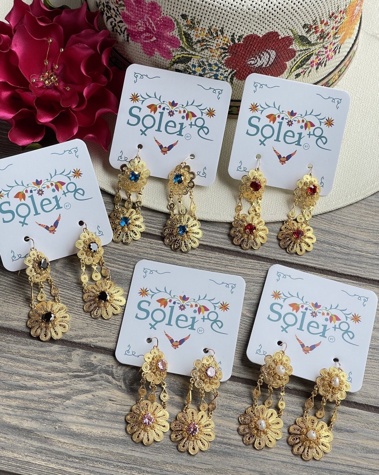 Floral Filigree Earrings with Zirconia - Solei Store