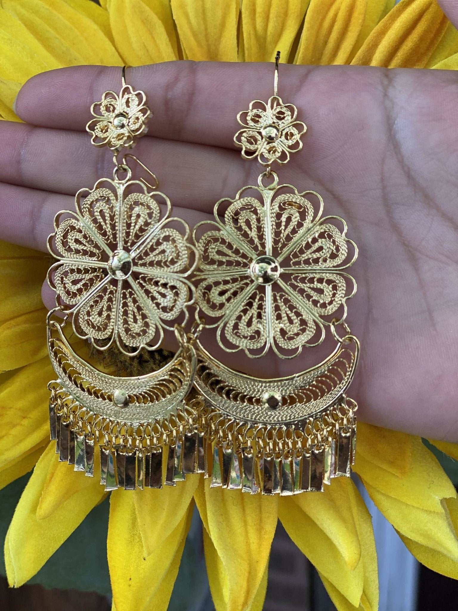 Floral Hammock Style Filigree Earrings. Filigrana Hamaca Margarita. - Solei Store