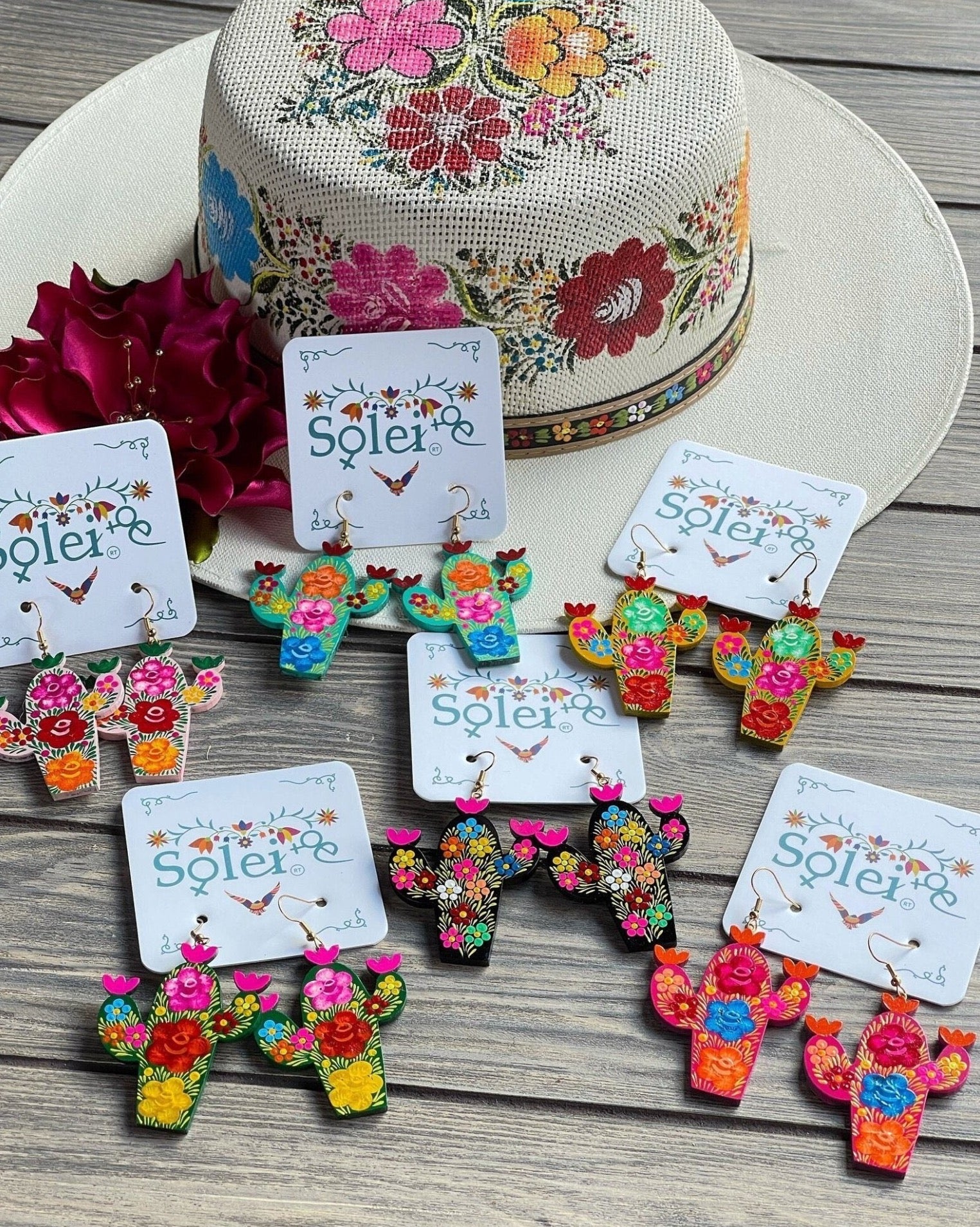 Hand Painted Artisanal Earrings. Mexican Cactus Earrings. Mexican Earrings. Aretes Cactus - Solei Store