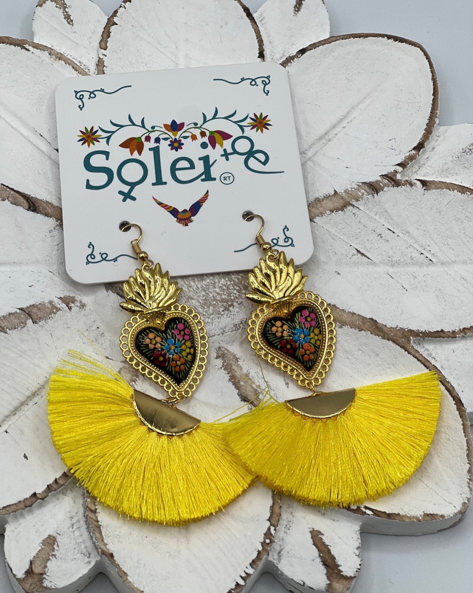 Hand Painted Heart Earrings. Corazon Sagrado Abanico Earrings. - Solei Store