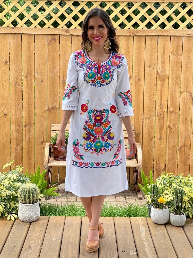 Long Mexican Floral Embroidered Kimono Dress. Kimono Deluxe Largo - Solei Store