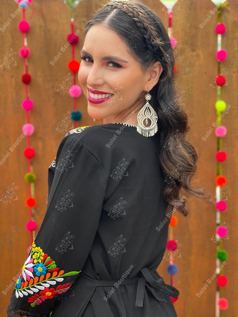 Long Mexican Floral Embroidered Kimono Dress. Kimono Deluxe Largo - Solei Store