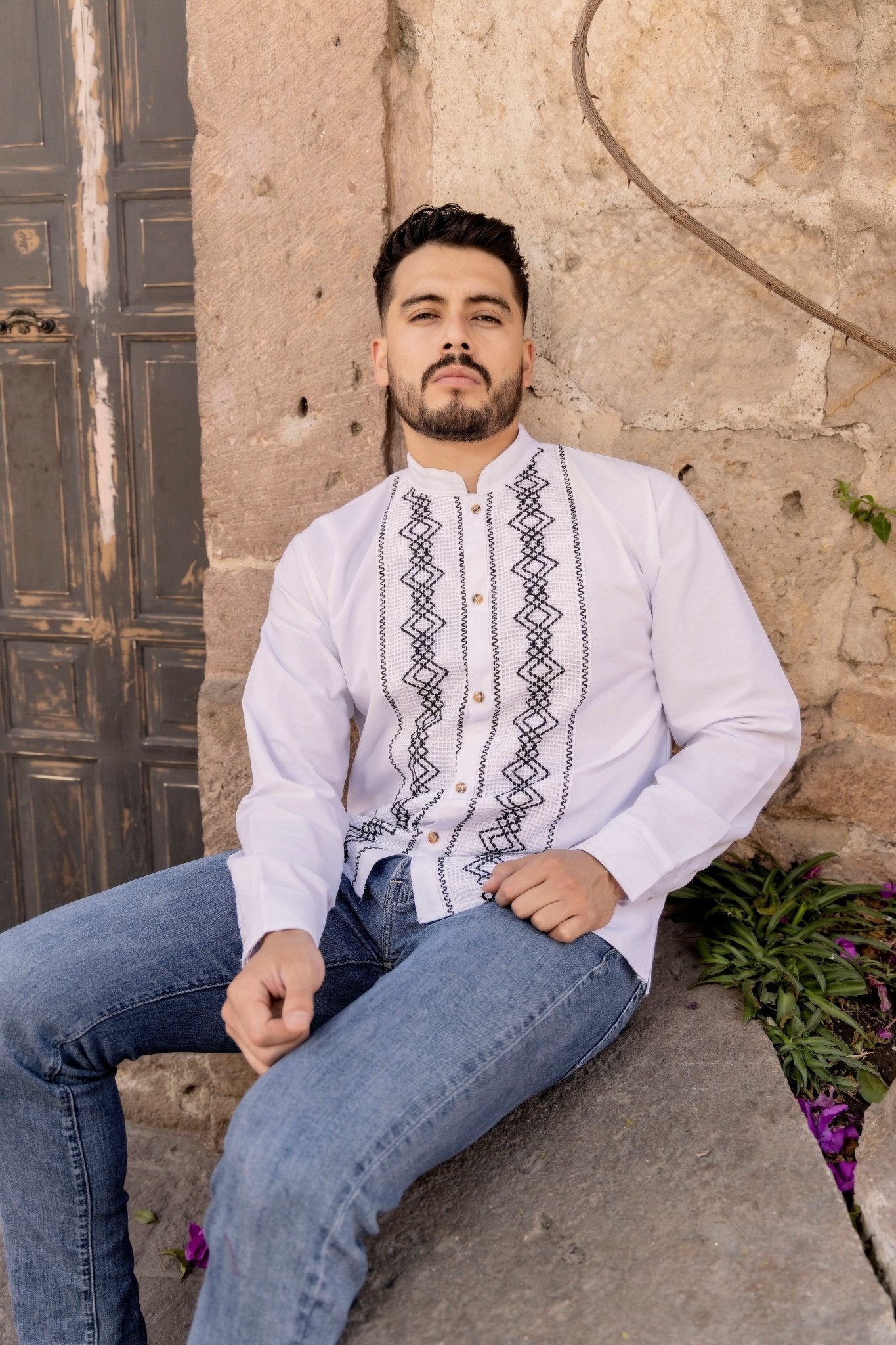 Men's Mexican Ethnic Embroidered Guayabera. Guayabera Cristobal - Solei Store