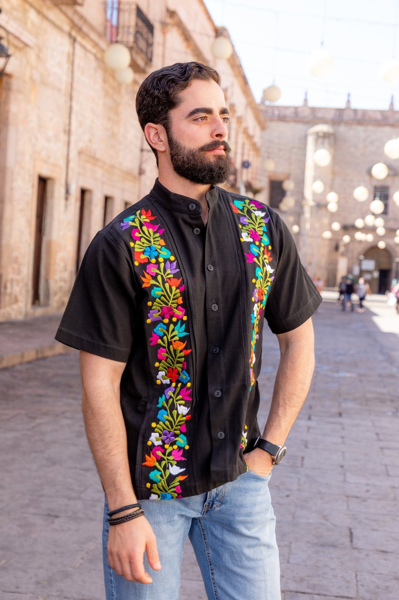 Men's Mexican Traditional Floral Embroidered Guayabera. Guayabera Cancun - Solei Store