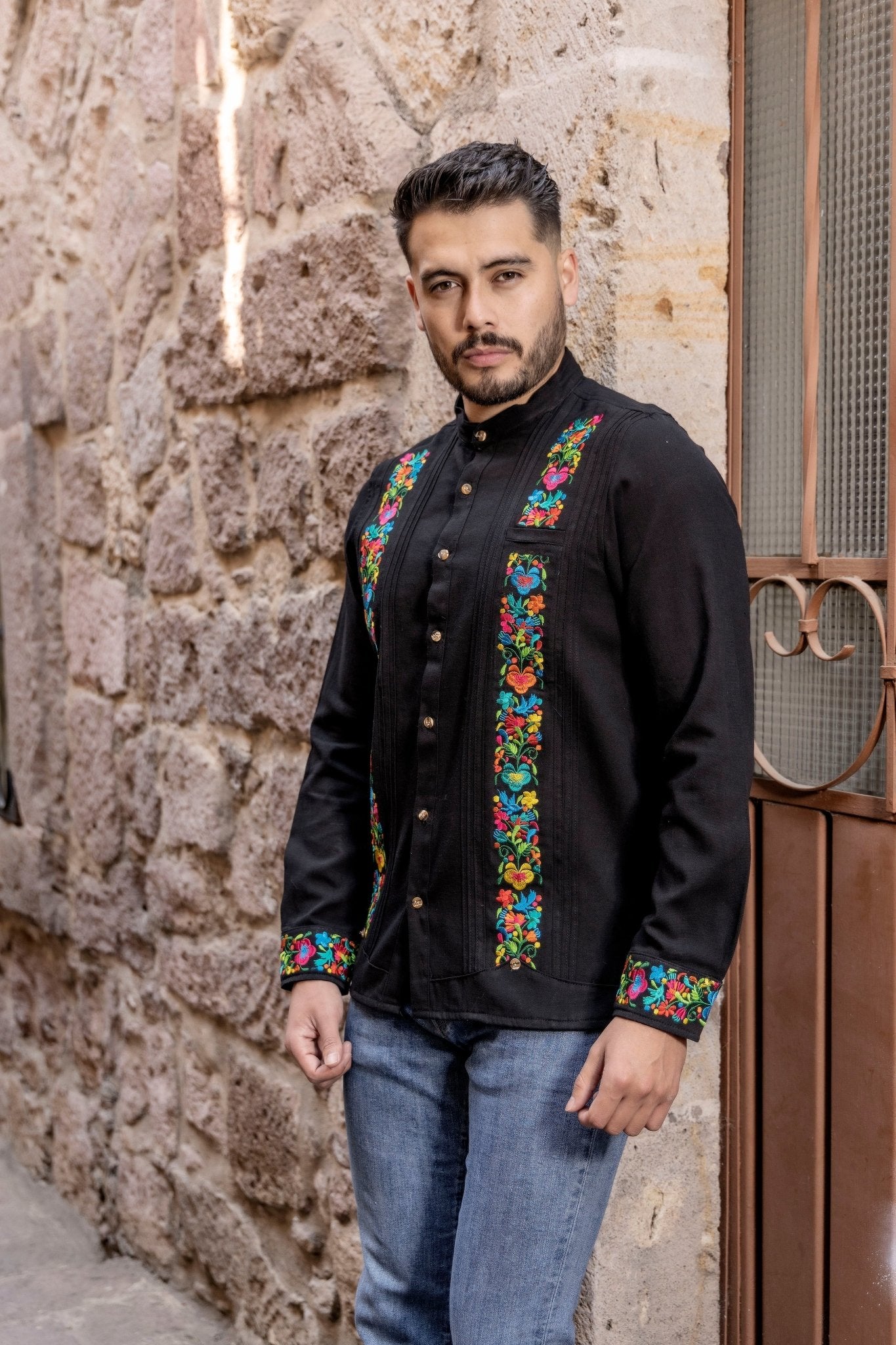 Men's Mexican Traditional Floral Embroidered Guayabera. Guayabera Morelia - Solei Store