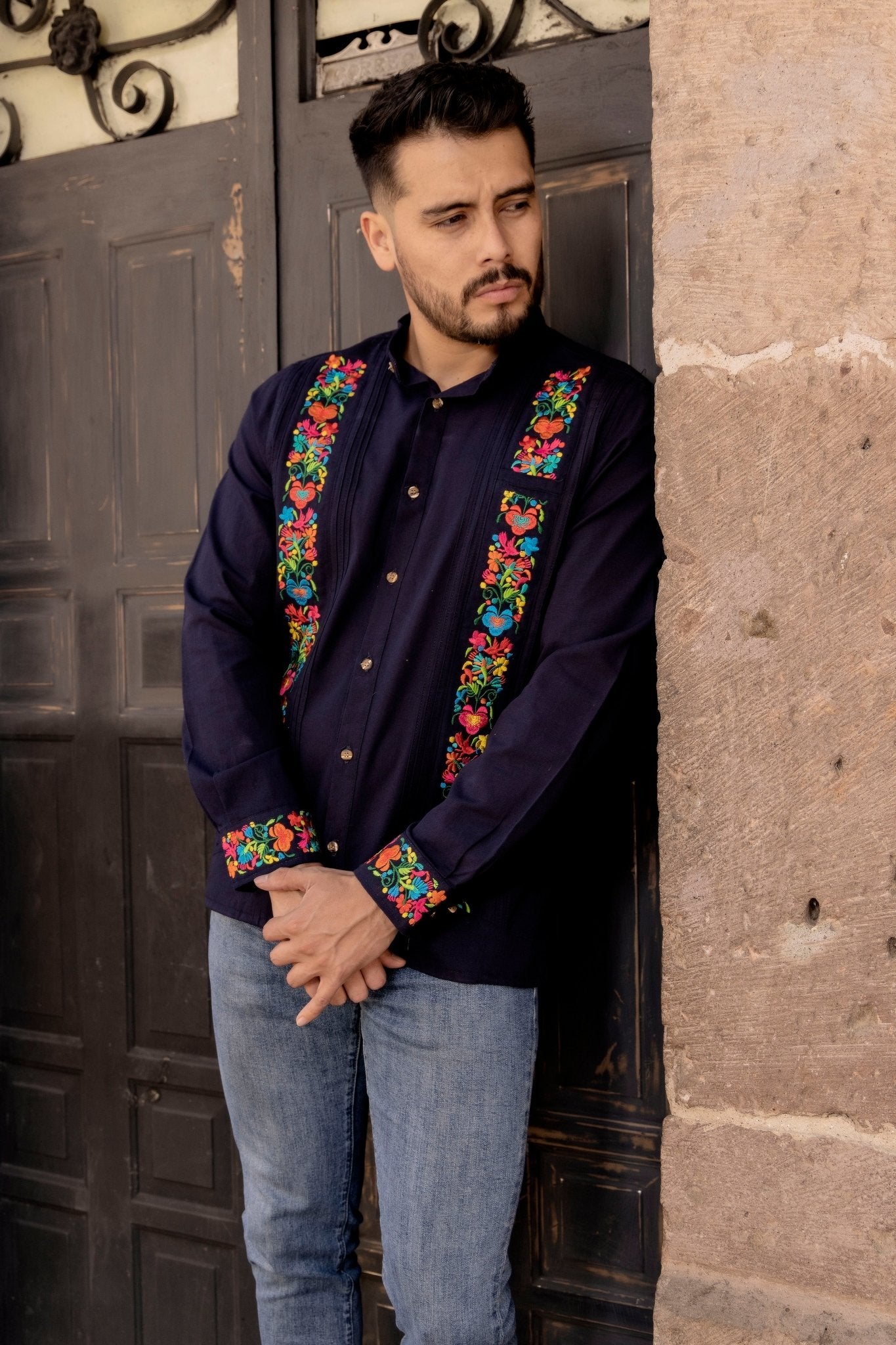 Men's Mexican Traditional Floral Embroidered Guayabera. Guayabera Morelia - Solei Store