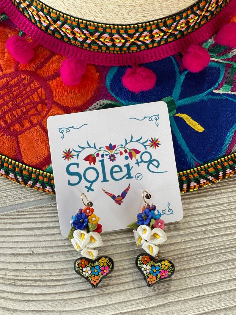Mexican Artisanal Calla Lily Earrings. Handmade Flower Earrings. Arete Alcatraz - Solei Store
