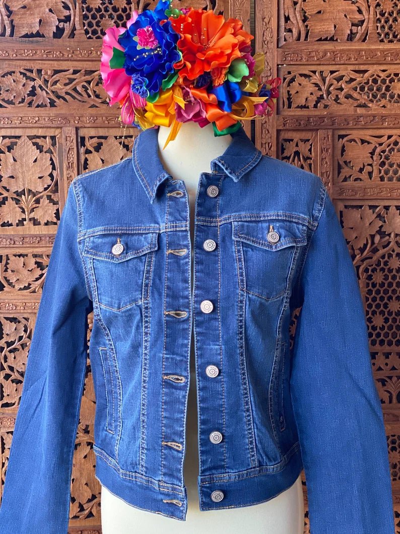 Mexican Artisanal Embroidered Frida Kahlo Jean Jacket. Chamarra Viva la Vida. - Solei Store