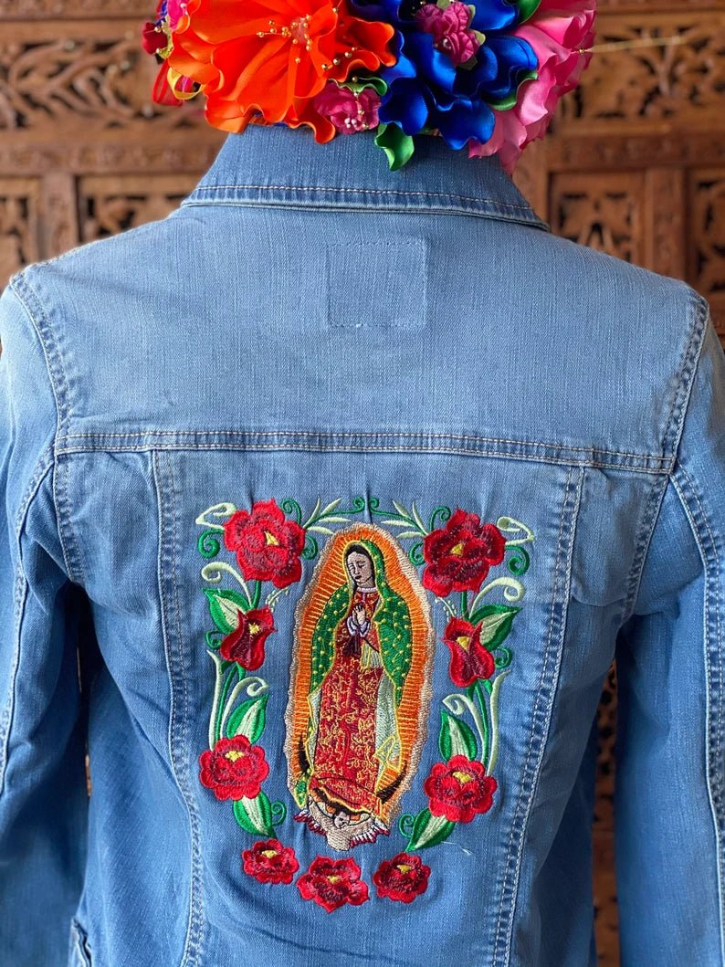 Mexican Artisanal Embroidered Frida Kahlo Jean Jacket. Chamarra Viva la Vida. - Solei Store