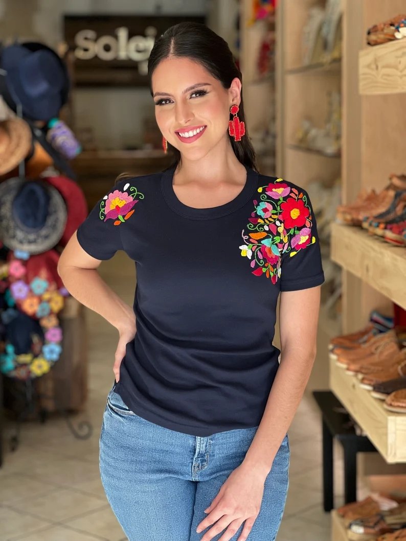 Mexican Artisanal Floral Embroidered T-Shirt. T-Shirt Carolina - Solei Store