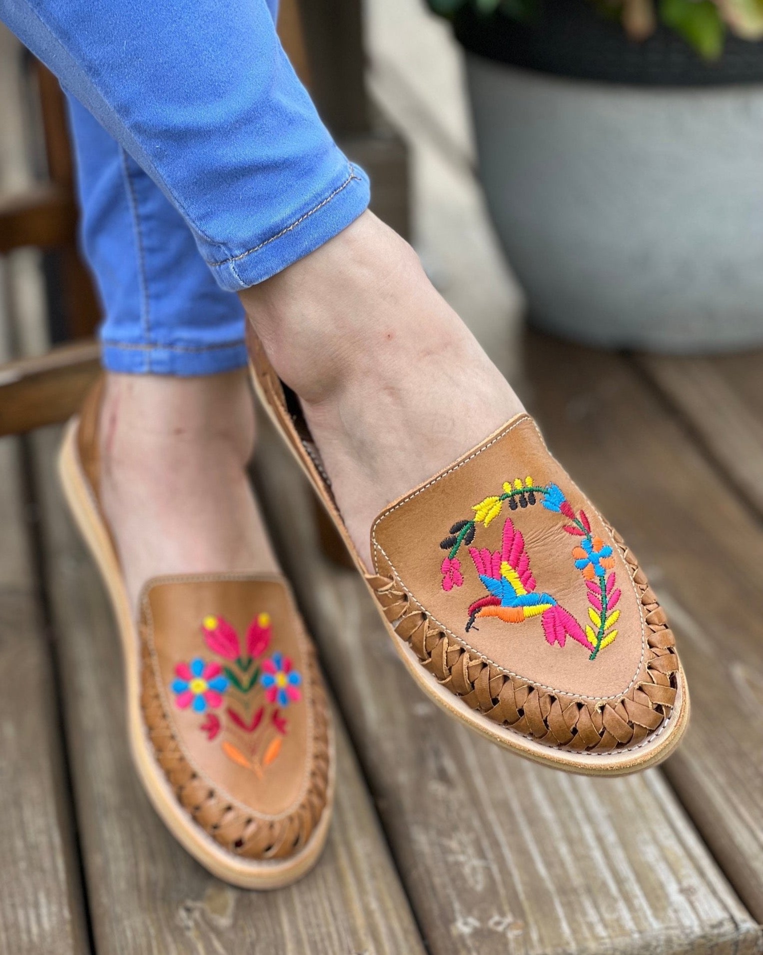 Mexican Artisanal Leather Shoes. Huarache Colibri. - Solei Store