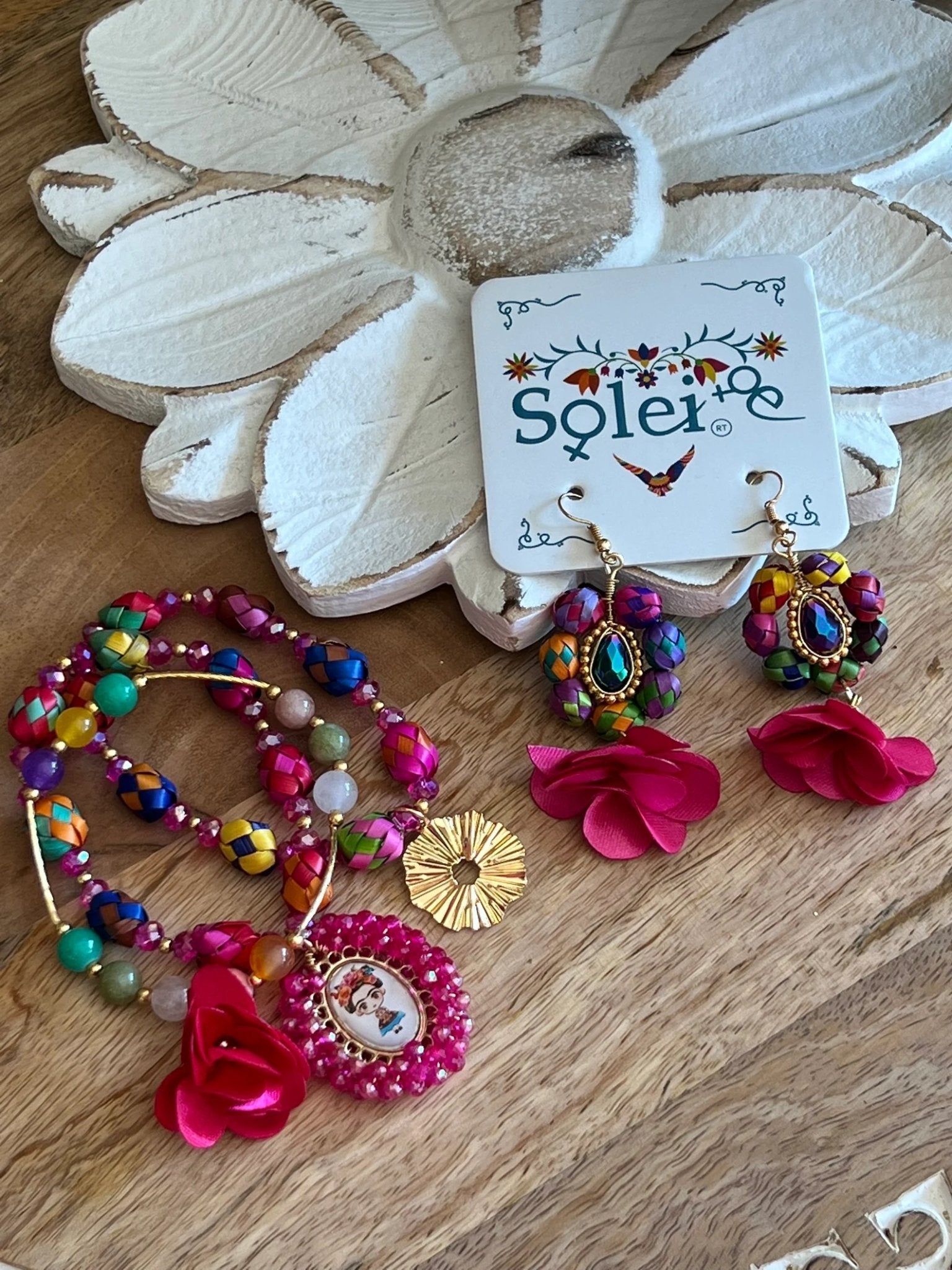 Mexican Artisanal Palm Leaf Bracelet and Earrings. Set Fridita Bracelet & Earrings. - Solei Store