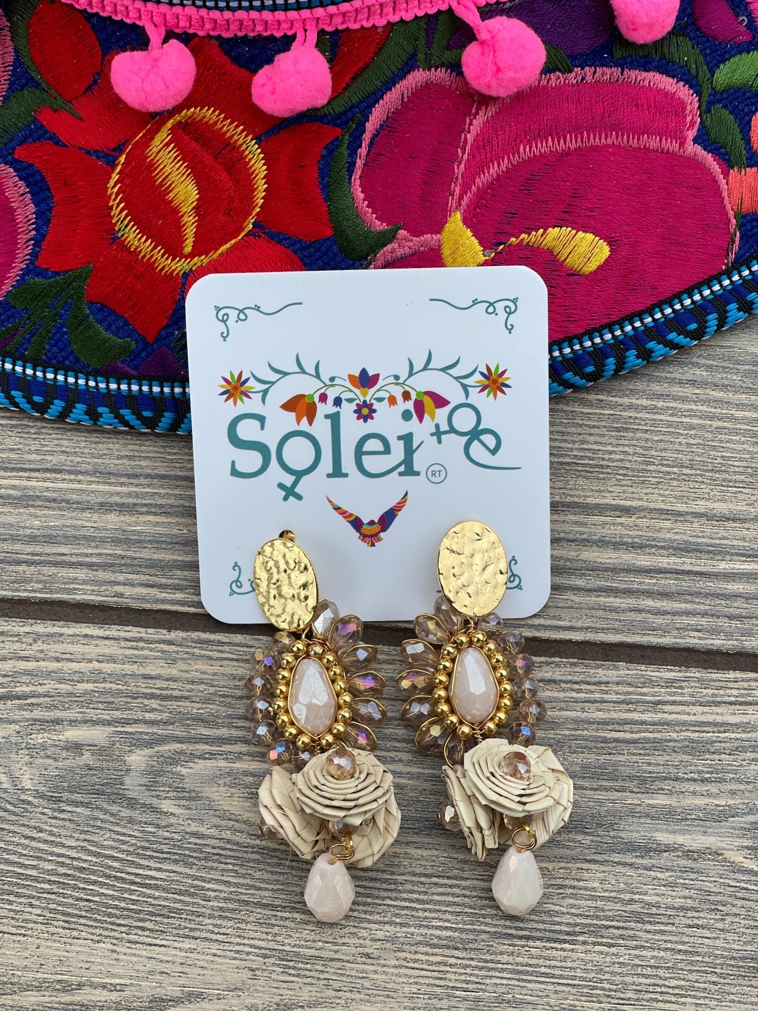Mexican Artisanal Palm Leaf Earrings. Aretes Palma Racimo - Solei Store