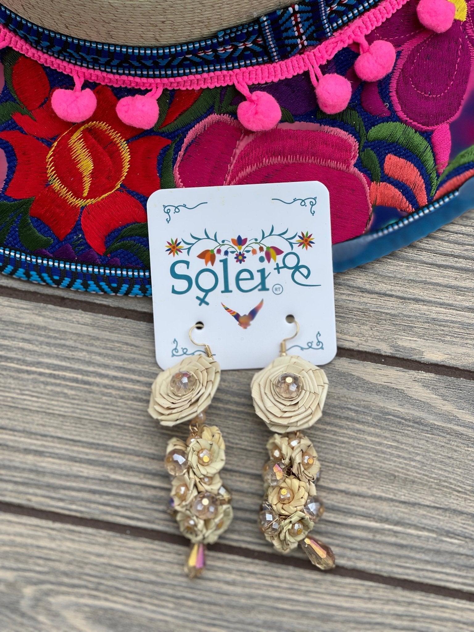 Mexican Artisanal Palm Leaf Earrings. Aretes Palma Zaira. - Solei Store