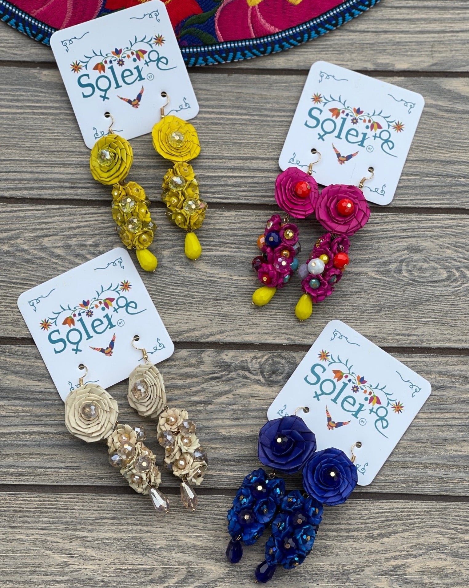 Mexican Artisanal Palm Leaf Earrings. Aretes Palma Zaira. - Solei Store