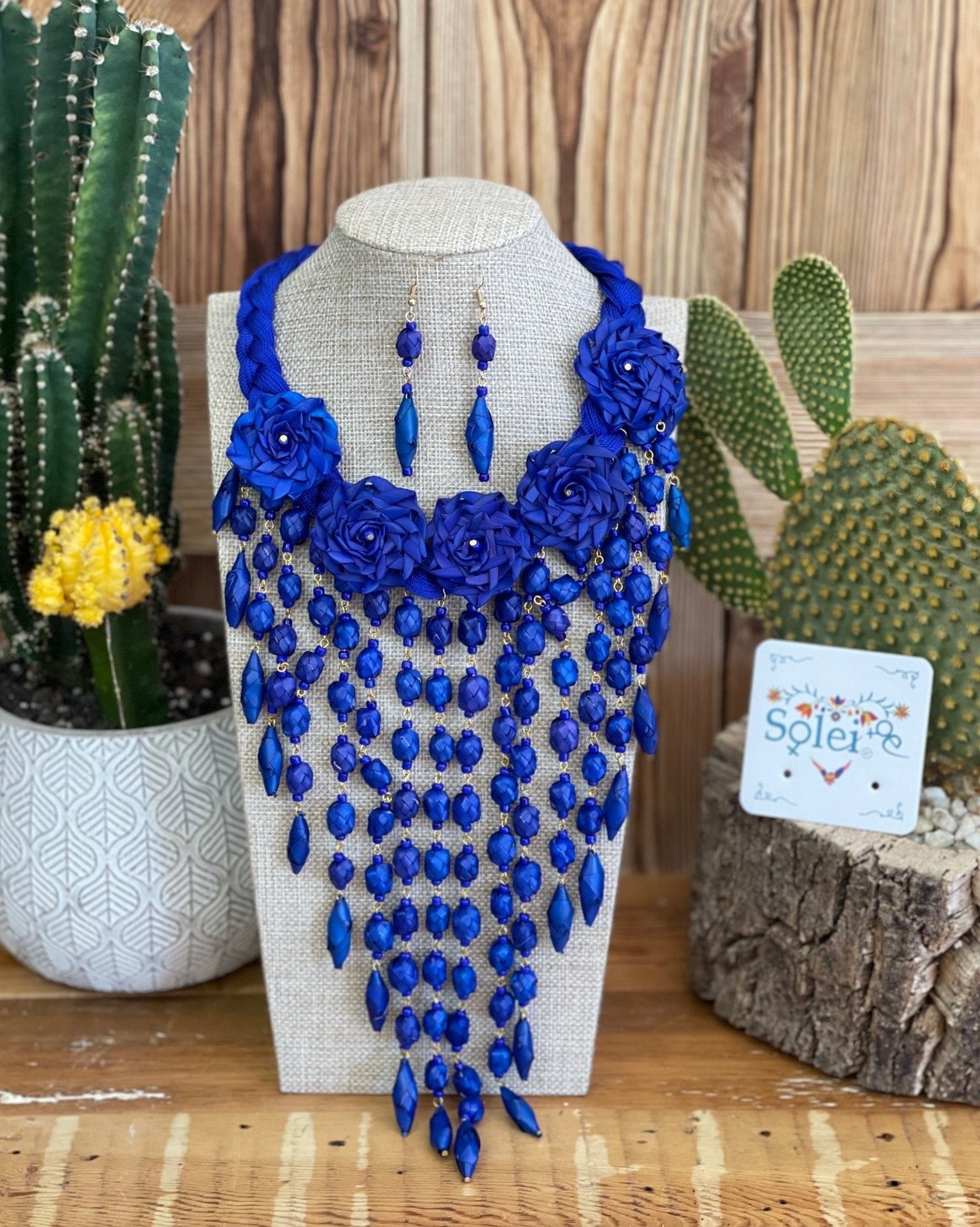 Mexican Artisanal Palm Leaf Flower Jewelry Set. Set Palma Cassandra. - Solei Store