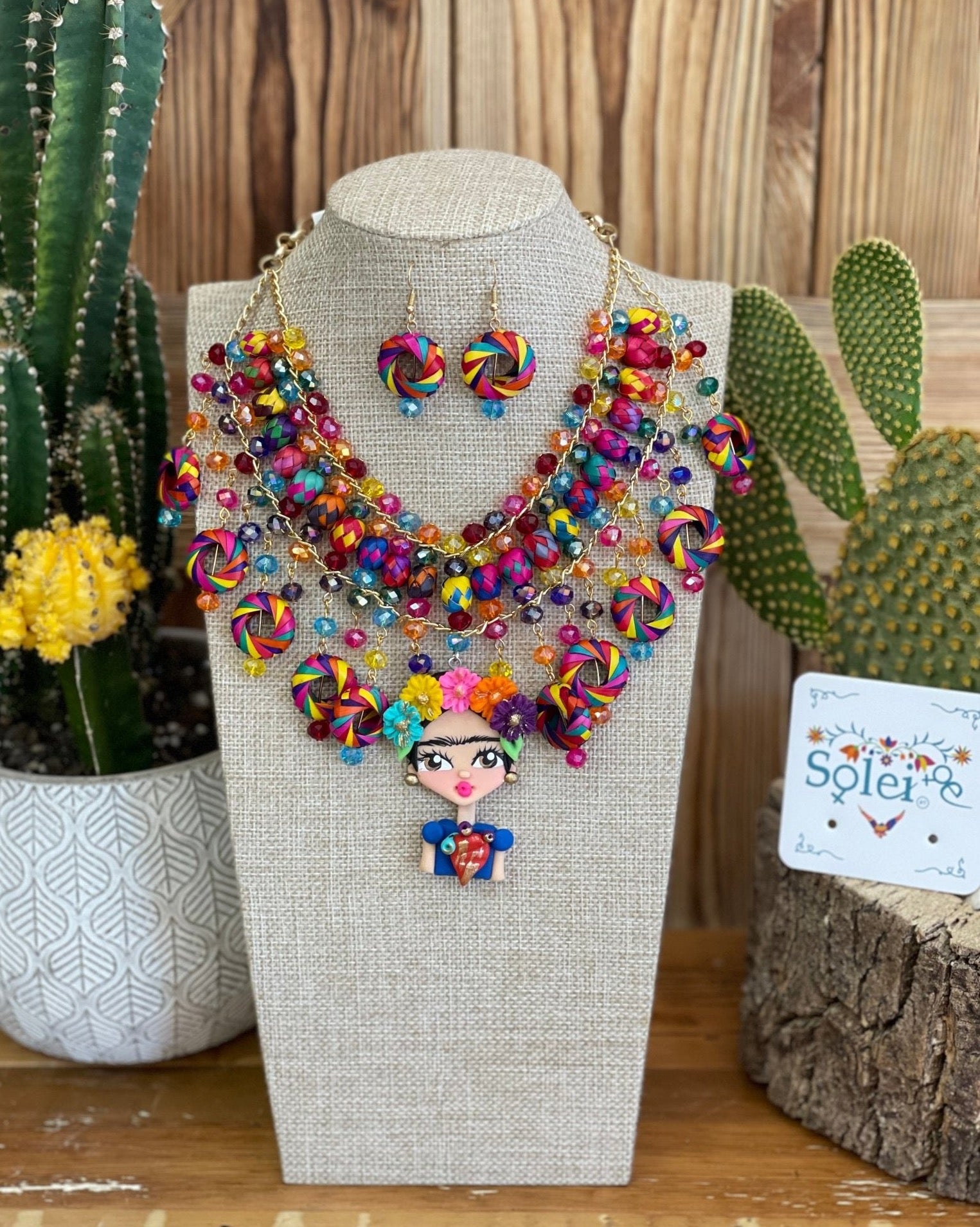 Mexican Artisanal Palm Leaf Frida Kahlo Jewelry Set. Palma Frida Corazon Jewelry Set. - Solei Store