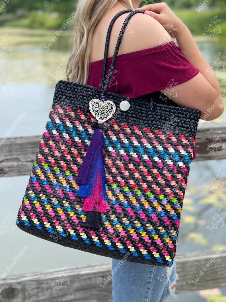 Mexican Artisanal Tote Bag with Tassel. Tote Corazon - Solei Store