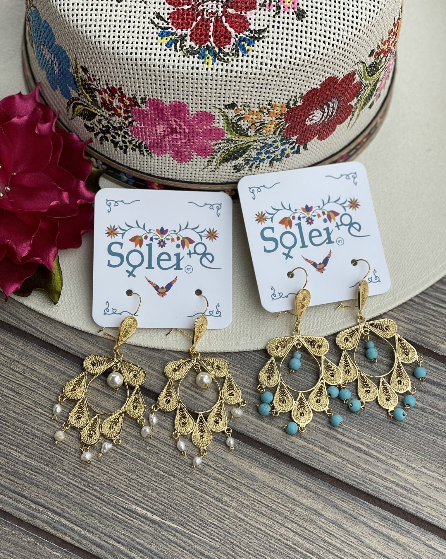 Mexican Beaded Filigree Earrings. Filigrana Colgante Piedra. - Solei Store