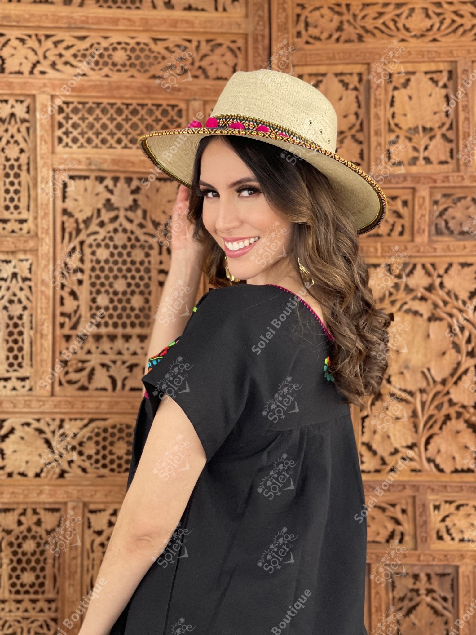 Mexican colorful tunic dress with hand embroidered flower design. Tehuacan Fino - Solei Store
