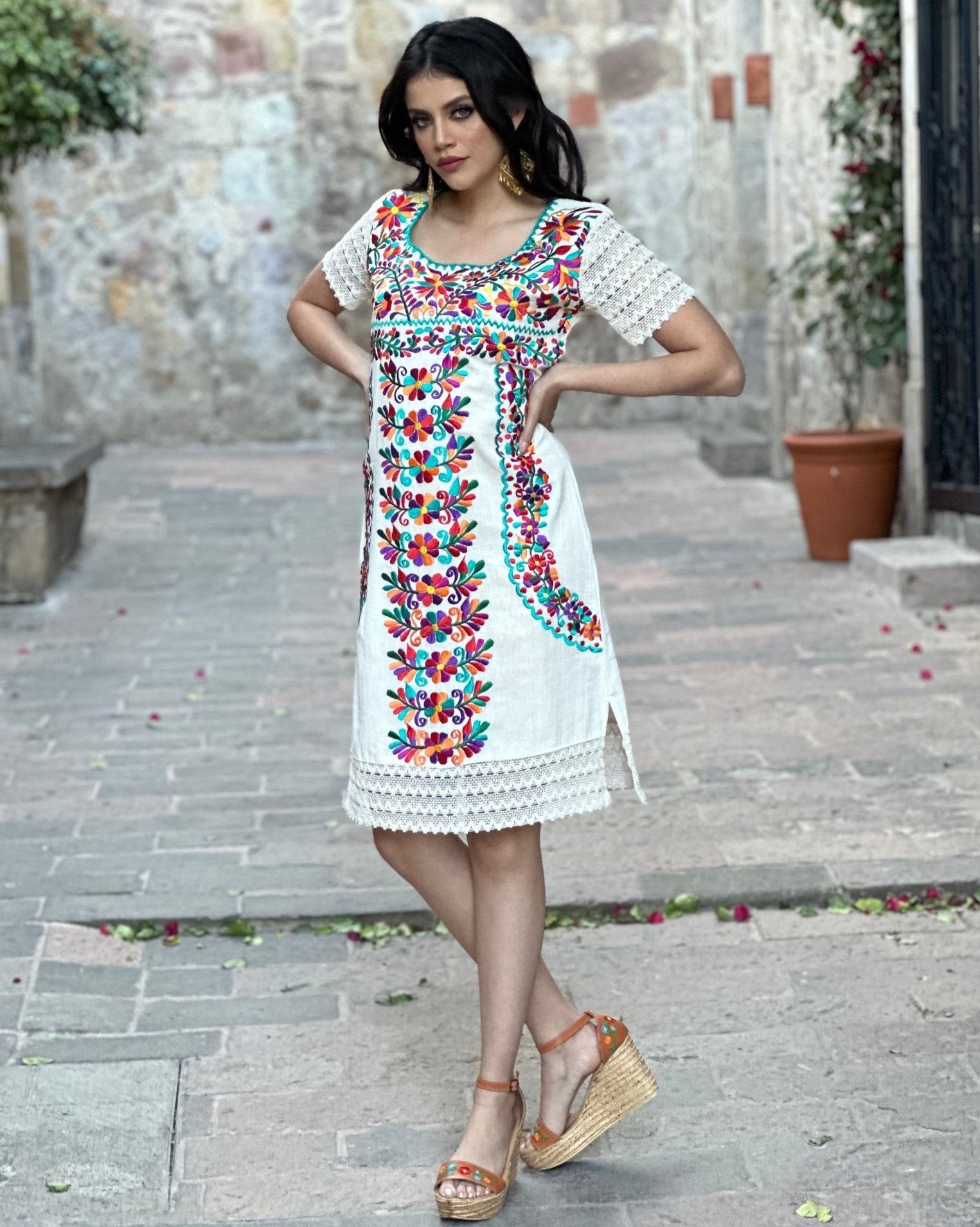 Mexican Embroidered Floral Dress. Otomi Floral Dress - Solei Store