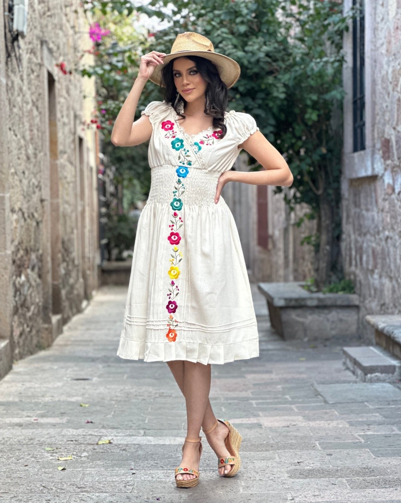 Mexican Embroidered Floral Plunge Dress. Vestido Yamileth. - Solei Store