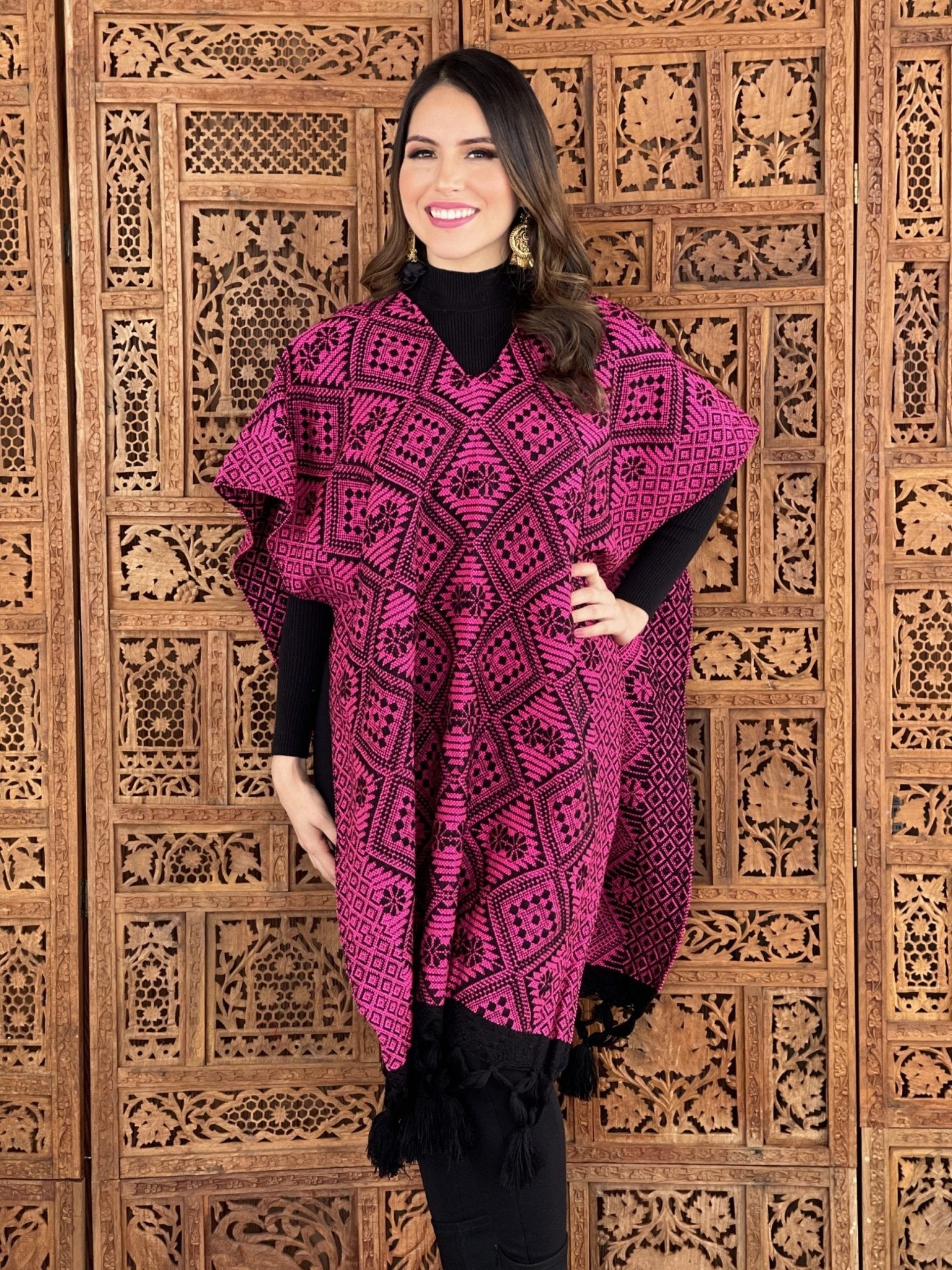 Mexican Ethnic Style Poncho. Gaban Artesano. - Solei Store