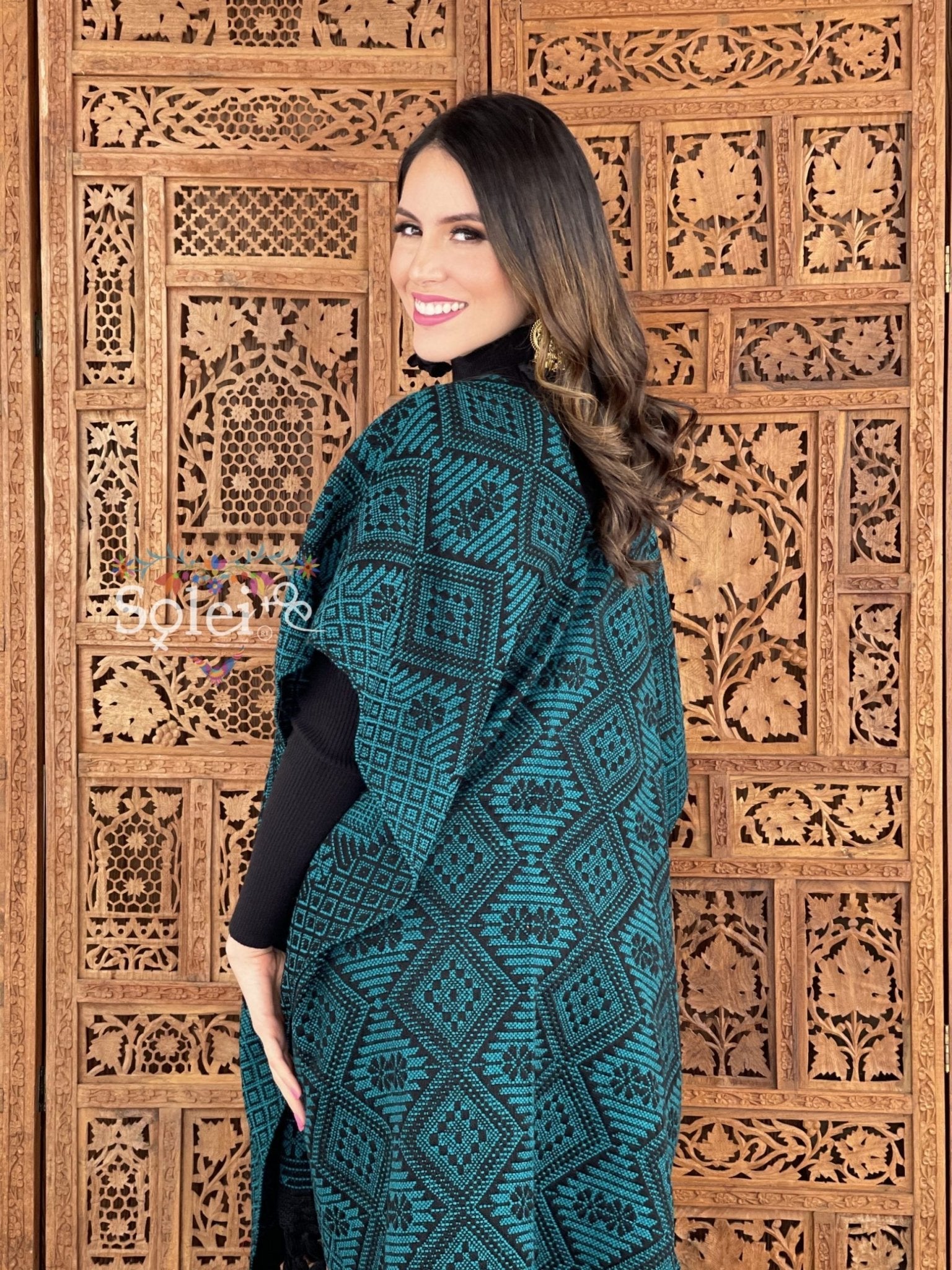 Mexican Ethnic Style Poncho. Gaban Artesano. - Solei Store
