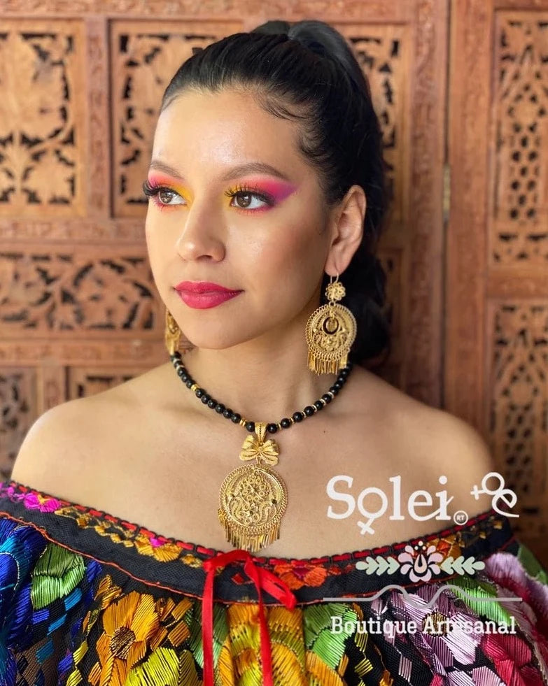 Mexican Filigree Earrings and Necklace. Set Encaje Redondo Perlas Negro (Dorado) - Solei Store