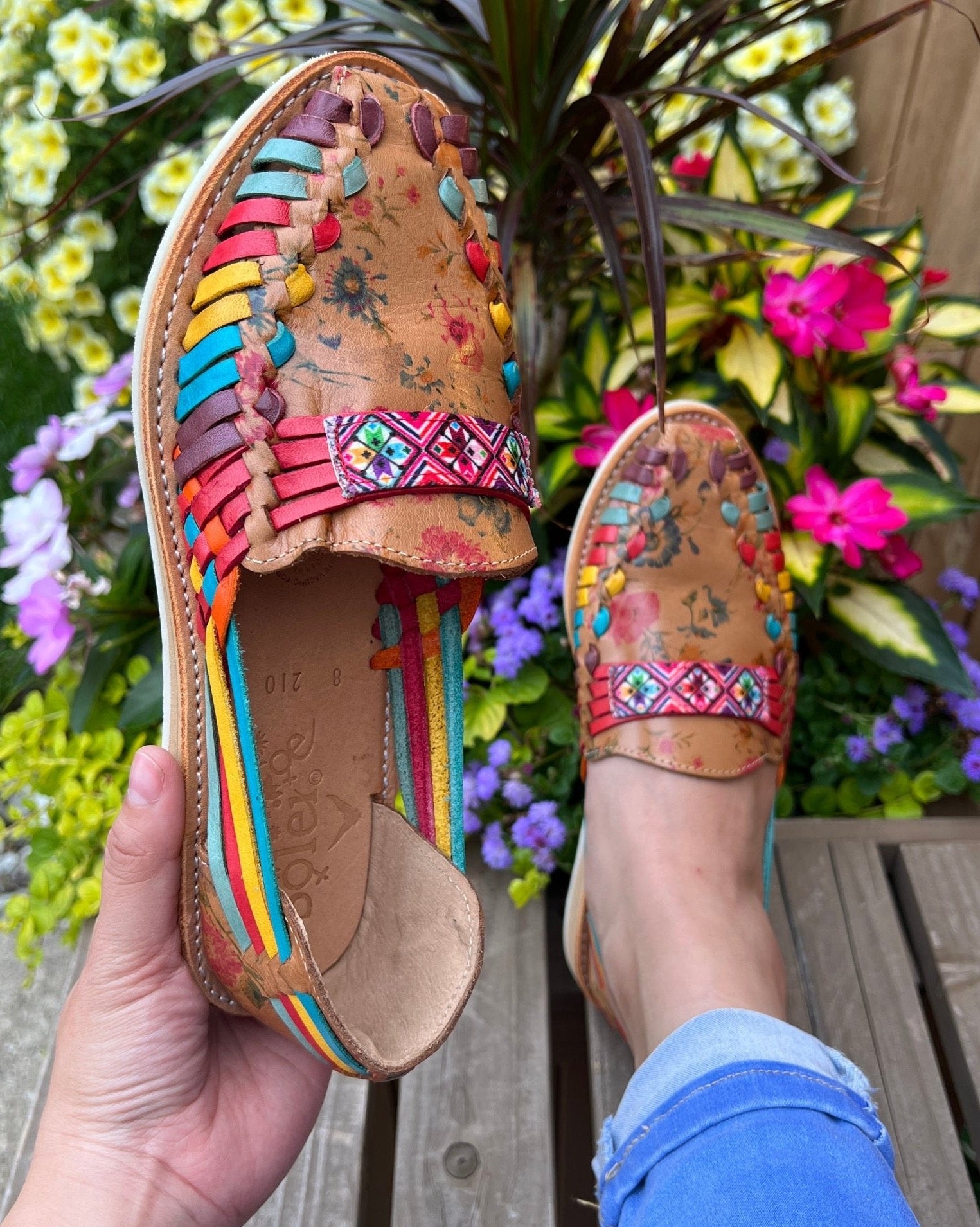 Mexican Floral Artisanal Leather Flats. Huaraches Floral Fino - Solei Store