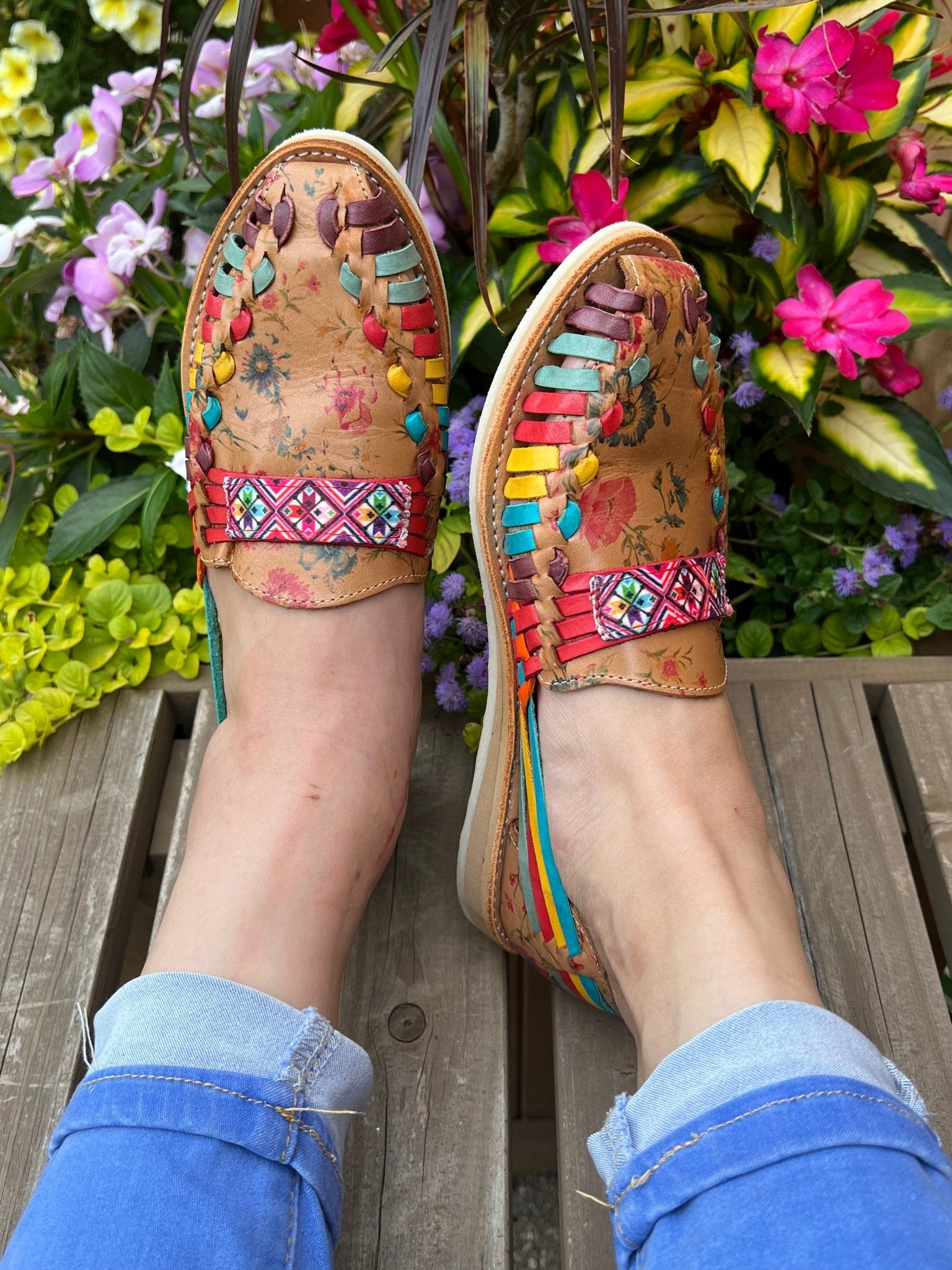 Mexican Floral Artisanal Leather Flats. Huaraches Floral Fino - Solei Store