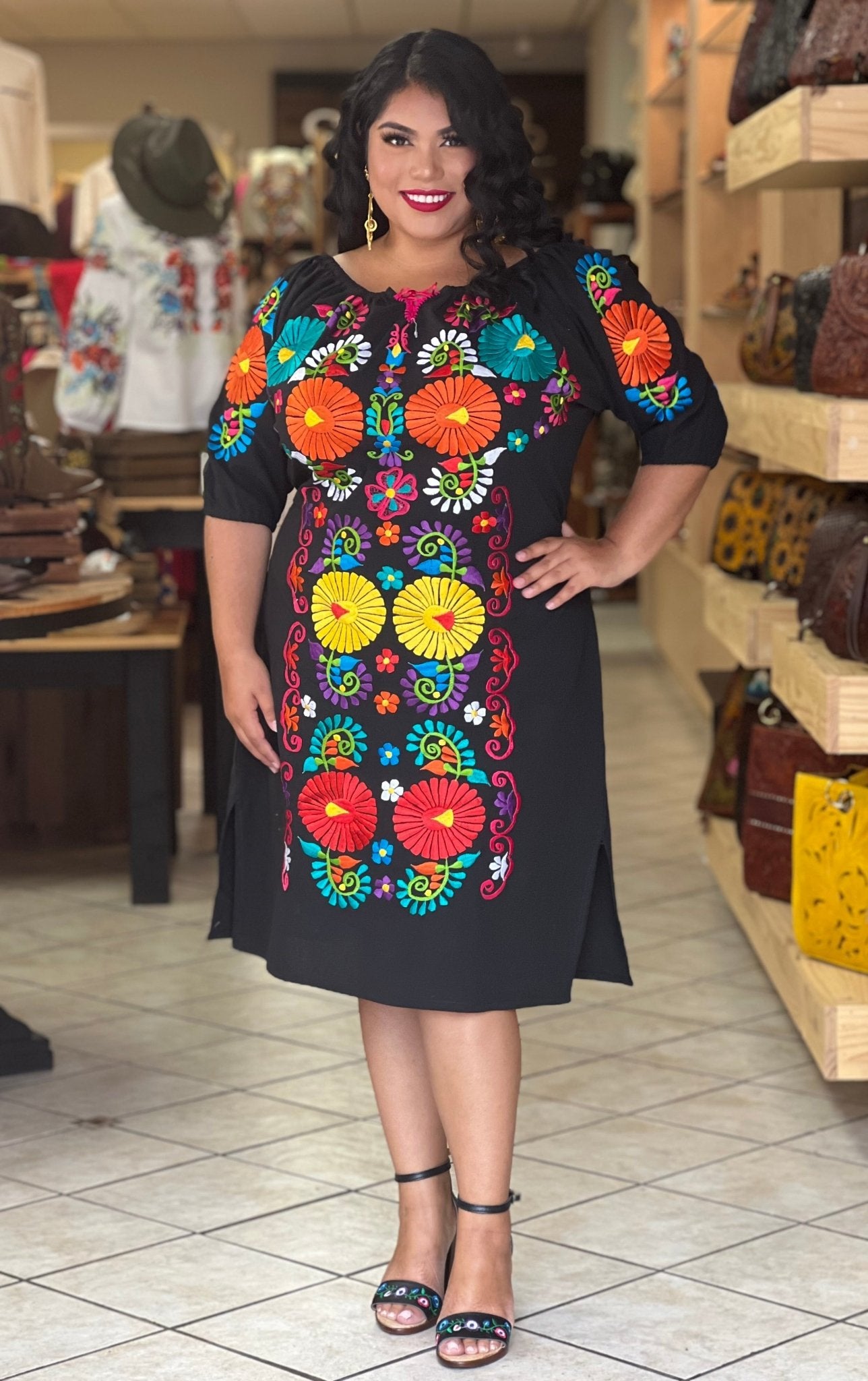 Mexican Floral Dress. Beautiful Embroidered Dress. Andrea dress. - Solei Store